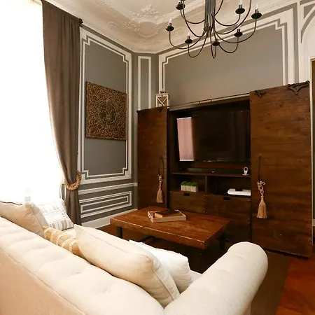 Unique Duplex 160m2 Апартаменты