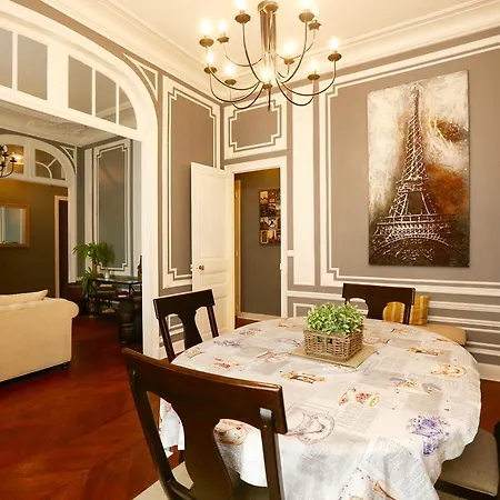 Unique Duplex 160m2 *